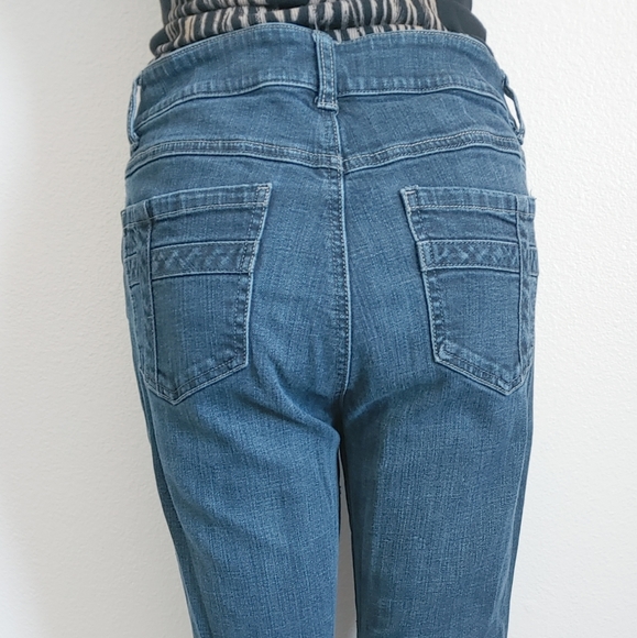 CAbi Women's Jeans Size 8 - Picture 6 of 14